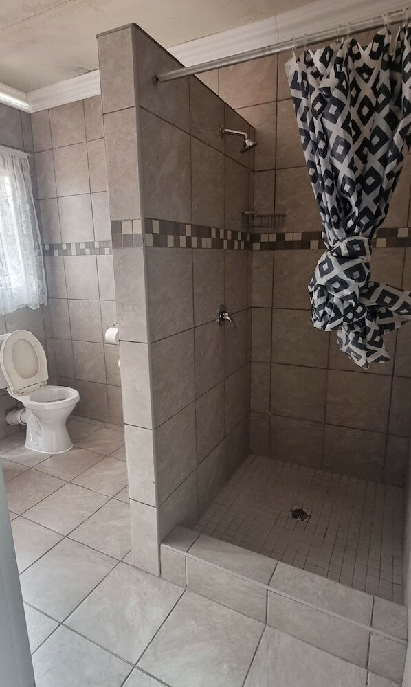 Фото Stay @ Home Airport Lodge