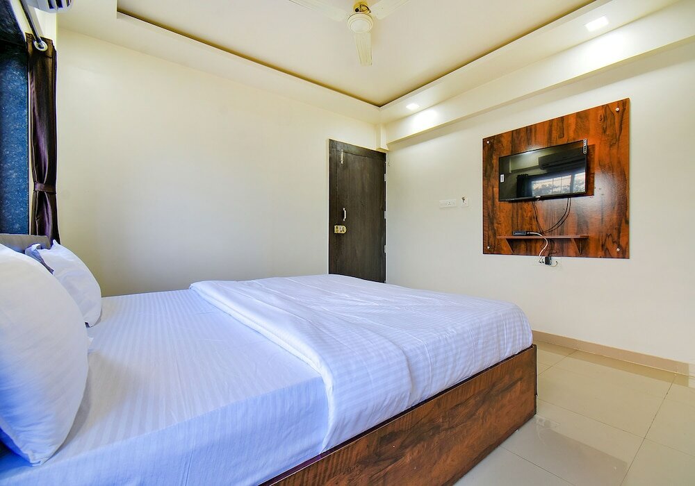 Фото Fabhotel White House