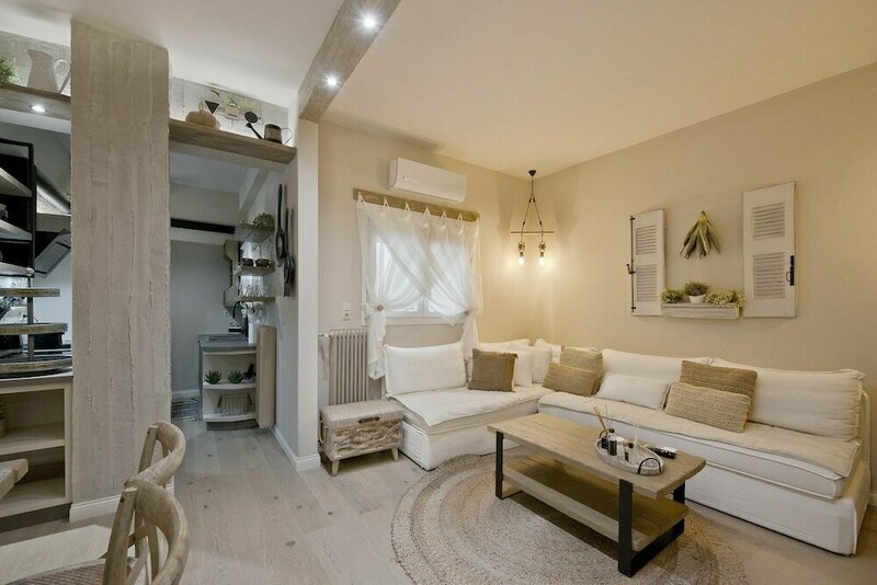 Гостиница Stylish Apartment at Pagrati в Афинах