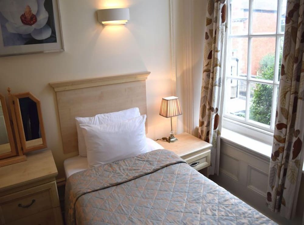 Фото Cavendish House