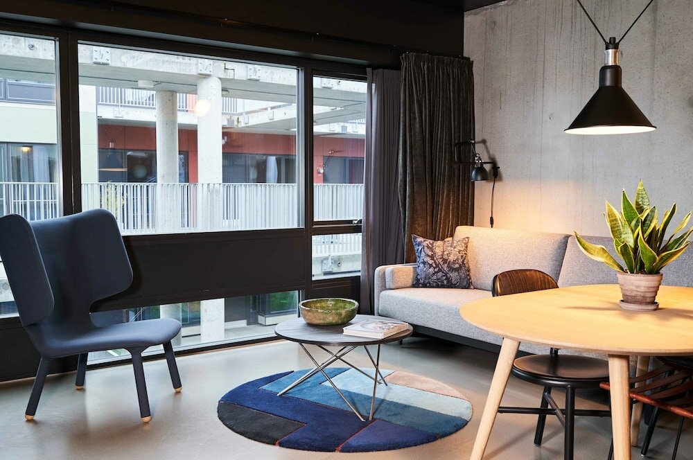 Фото Hotel GUESTapart