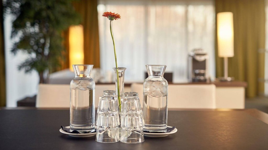 Фото Van der Valk Hotel Ara Zwijndrecht