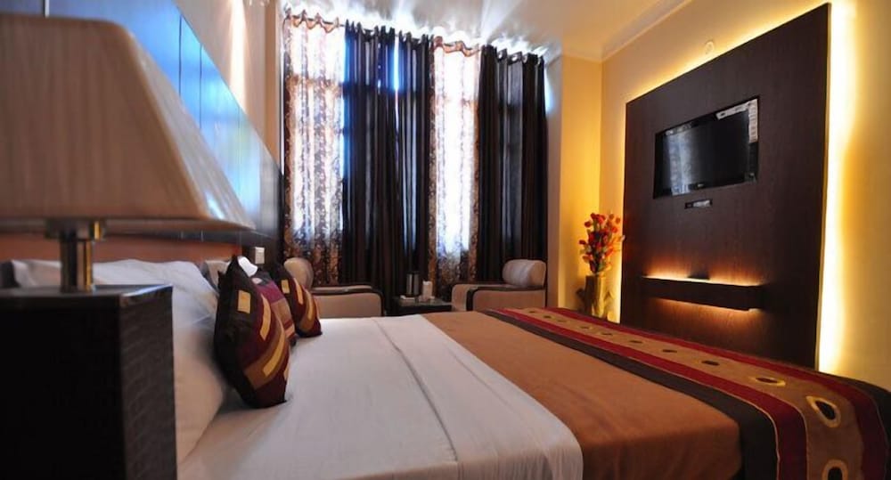 Фото Hotel Asian Plaza Dharamshala