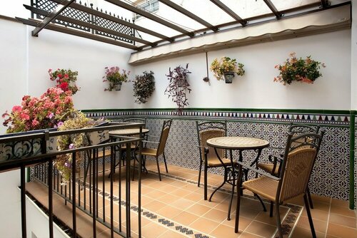 Внешний вид отеля Hostal Rodri - Adults Only в Гранаде, фото 4