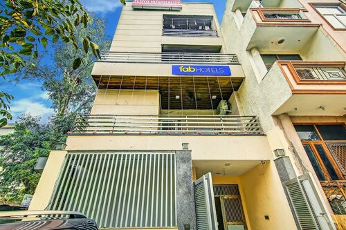 Гостиница Fabhotel Floyd в Дели