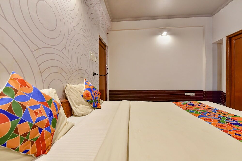 Фото Fabhotel Urban Stay
