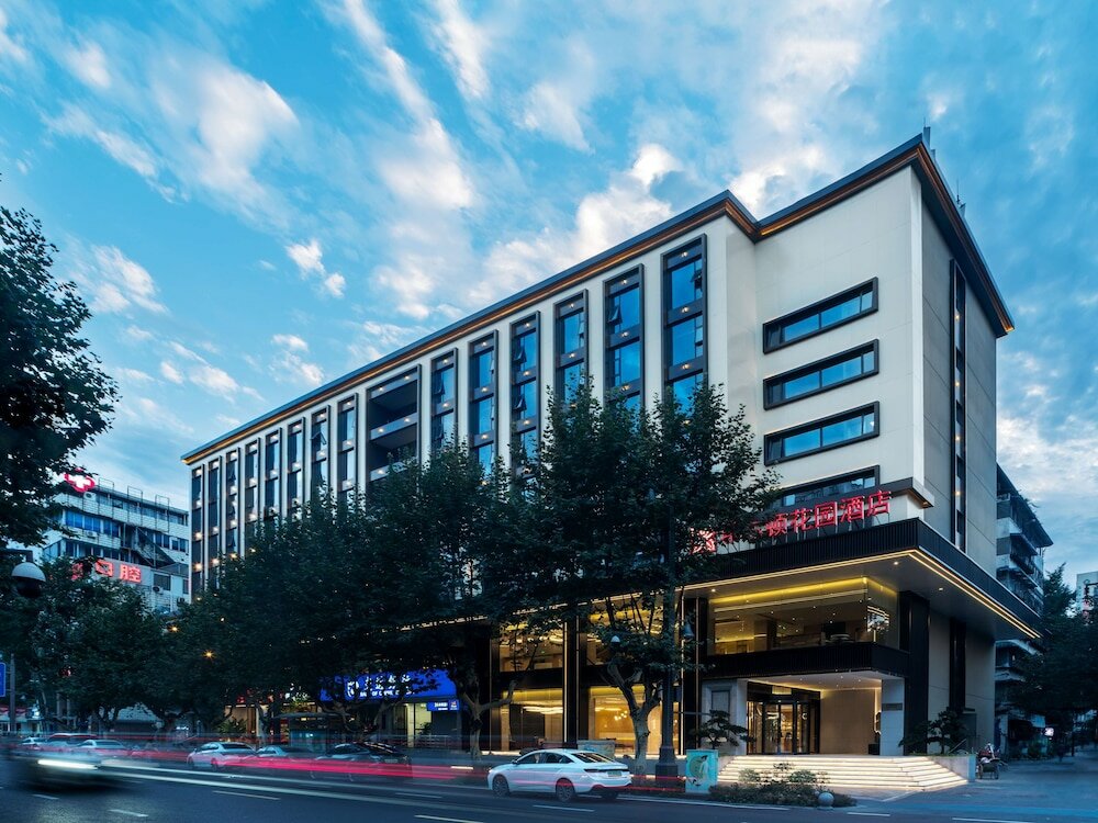 Фото Hilton Garden Inn Chengdu Kuanzhai Alley