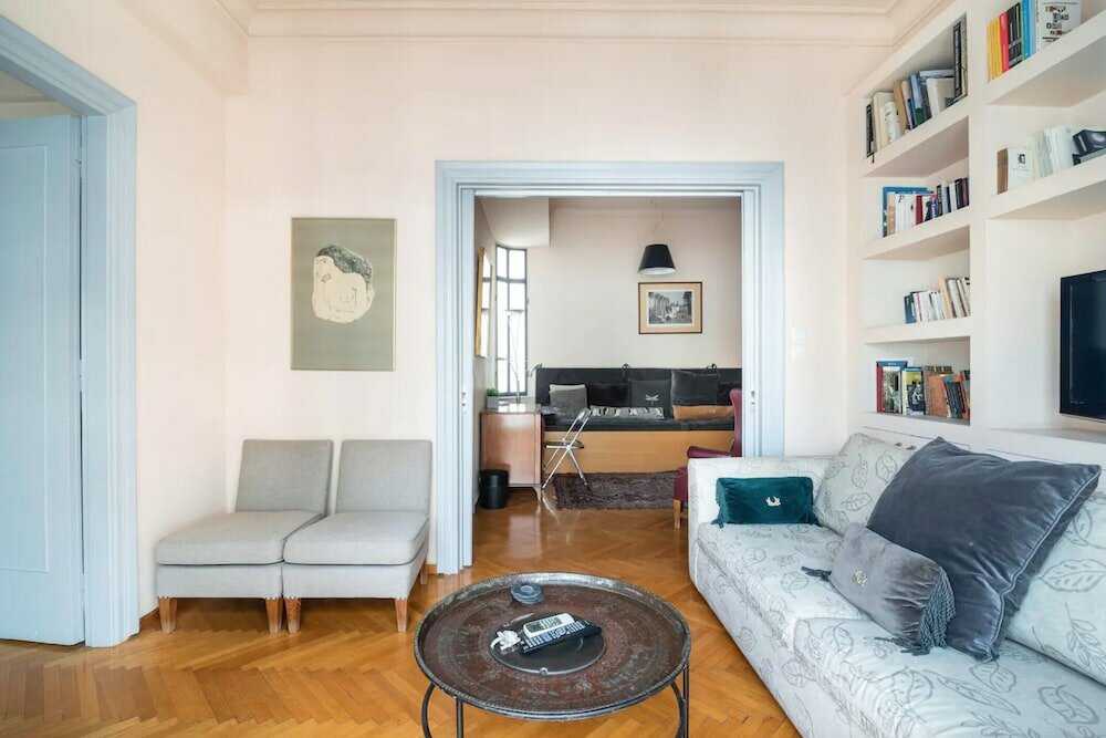 Фото Neoclassical Athenian 2-bed Apt Balcony