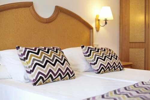 Гостиница Grupotel Santa Eularia & Spa в Санта-Эулалия-дель-Рио