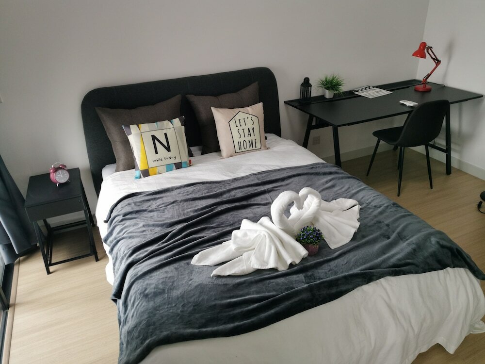 Фото Continew Residence by HomeBrickz