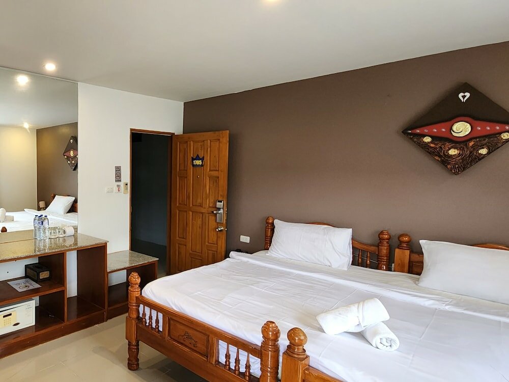 Фото Patong Dynasty Royal Hotel