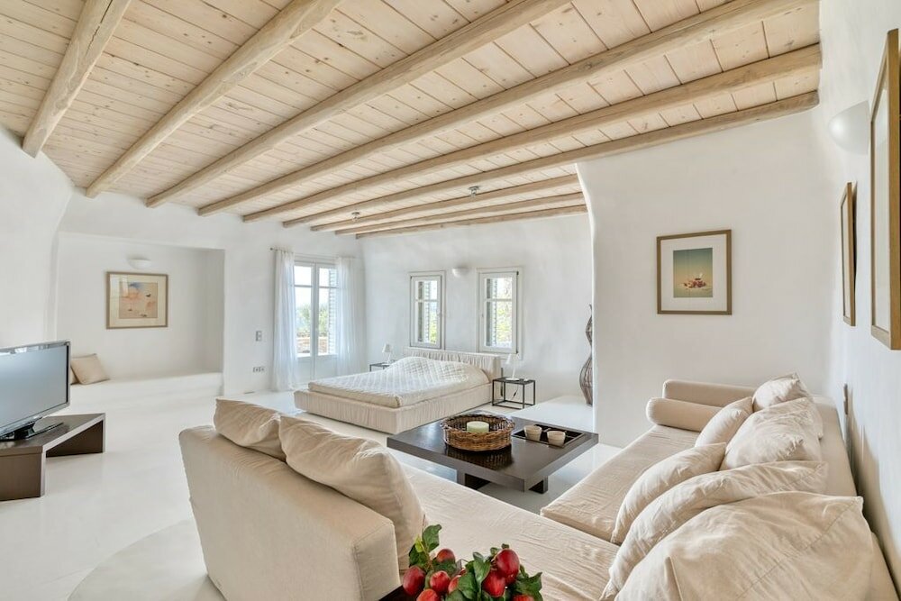 Фото Crystal Villa 6 Bedroom