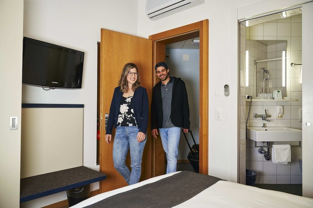 Фото Bristol Hotel