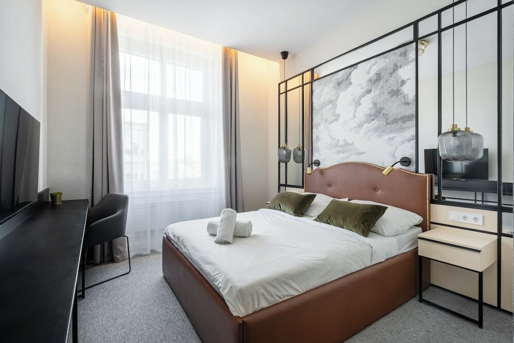 Фото Astoria Boutique Suites by BQA