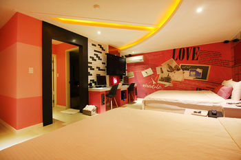 Фото 87416171702