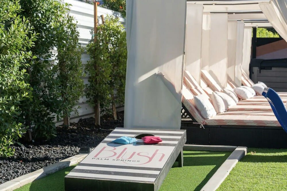 Фото Side by Side Lux Homes