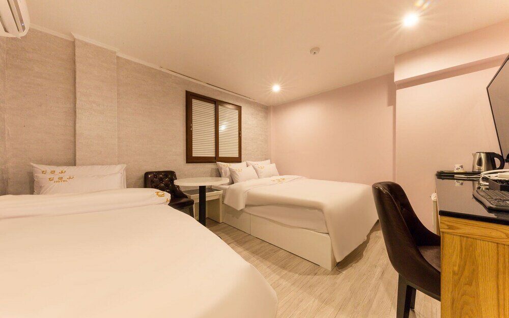 Фото Shinchon Dorothy