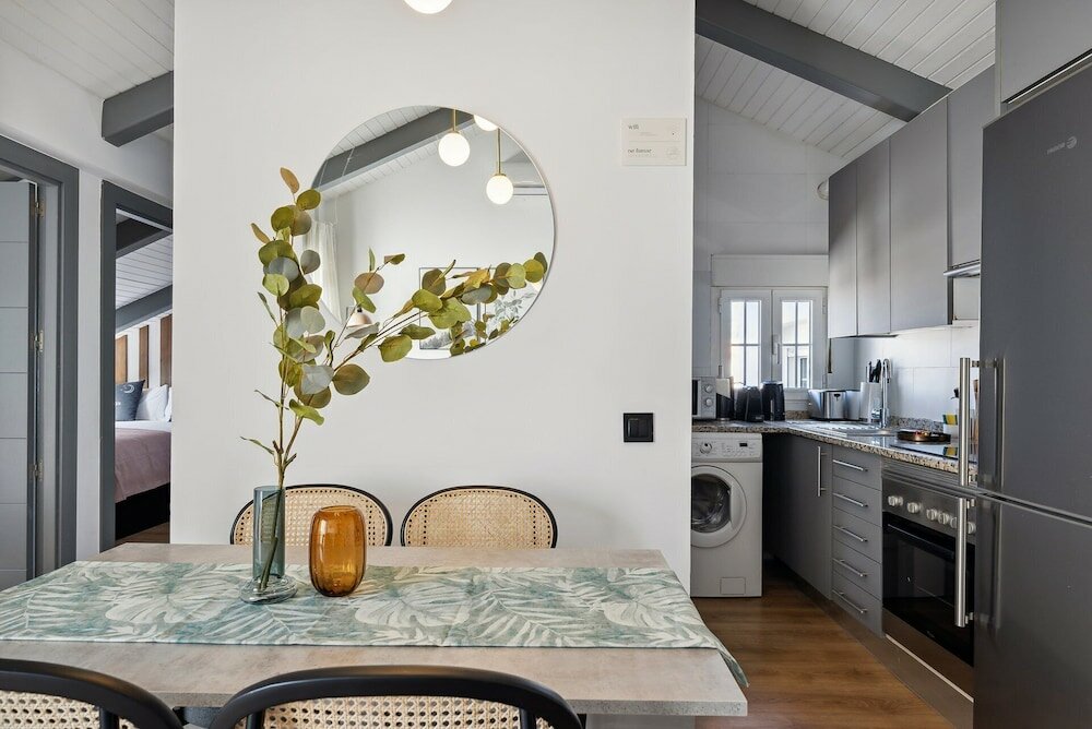 Фото Limehome Madrid Calle de Santa Ana