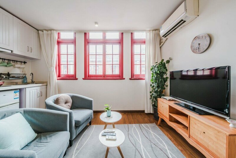 Гостиница Cozy Apartment Best Location 302 в Шанхае