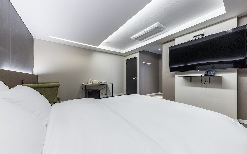 Фото Anseong U-stay Motel