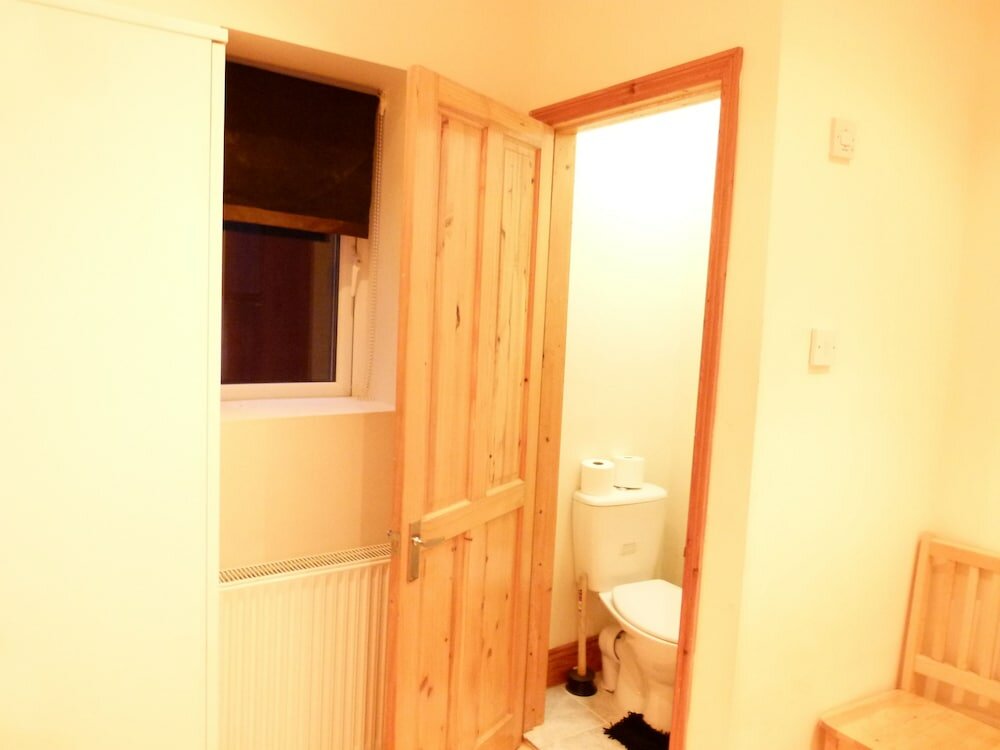 Фото Ss Property Hub - Family Apartment Kensington