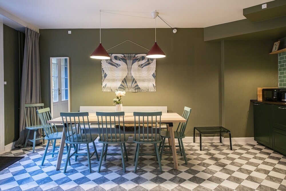 Фото The Churchill 4 - Into This Place