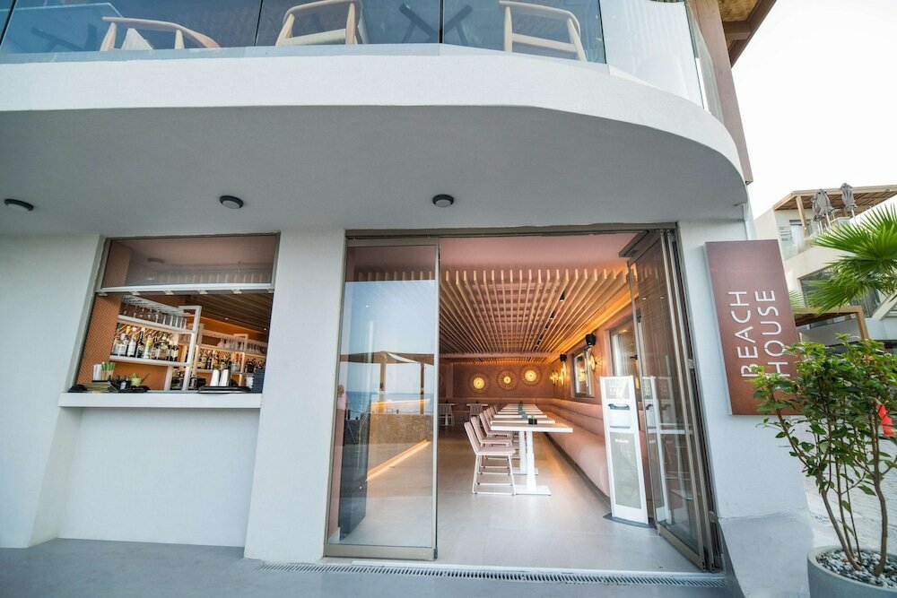 Фото Akasha Beach Hotel & SPA