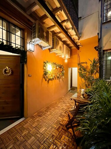 Trevi Fountain Luxury Guesthouse