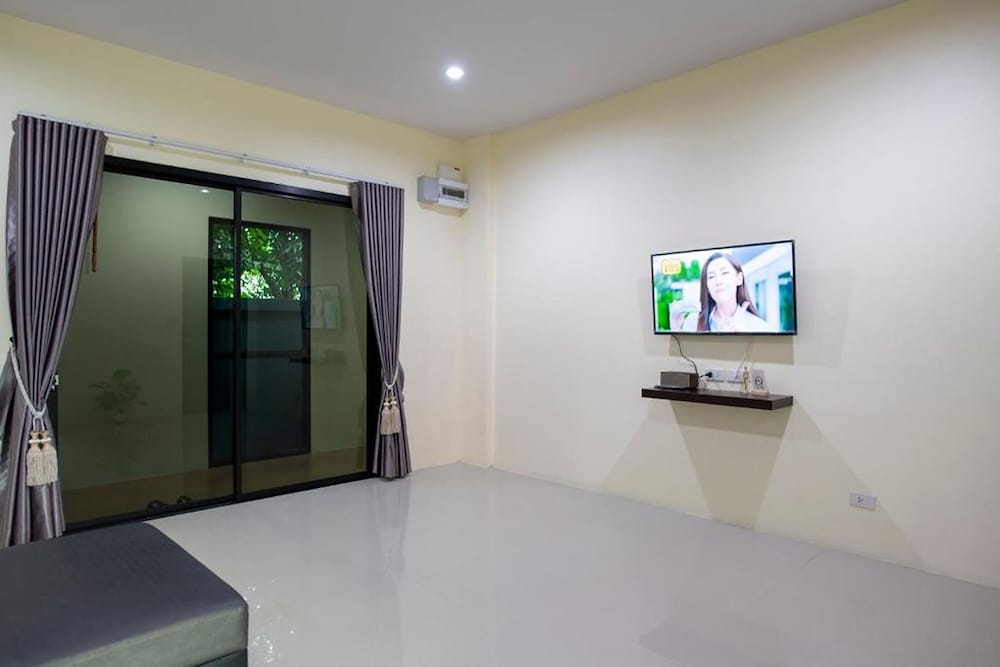 Фото Thip Thip Hotel