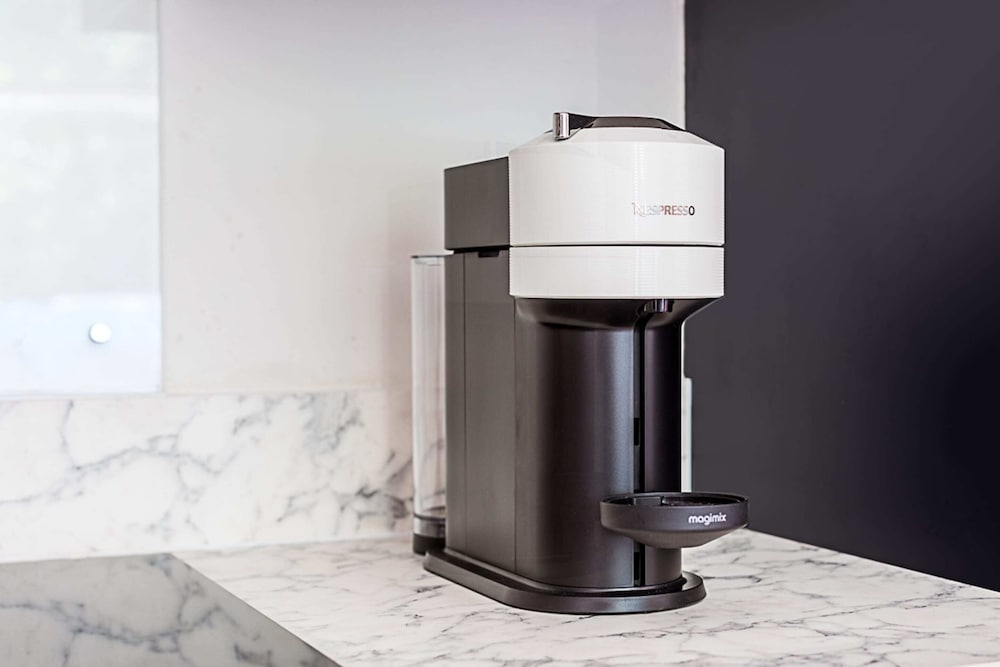 Фото Modern Bayswater Flat