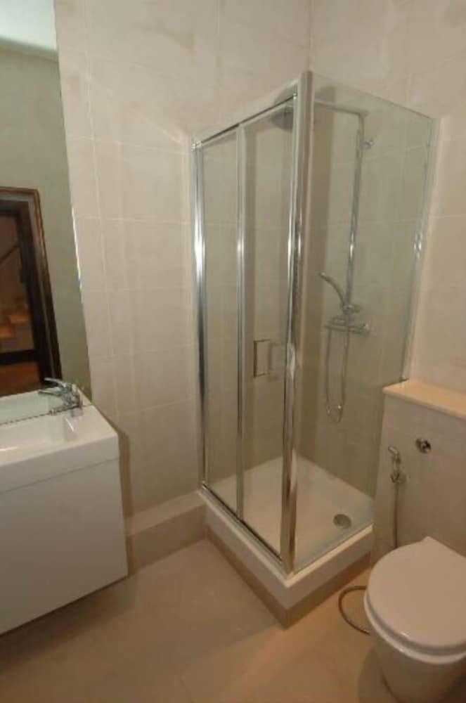 Фото Апартаменты 22 Queensberry Place