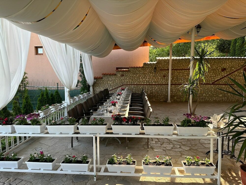 Фото Hayat Hotel Ltd