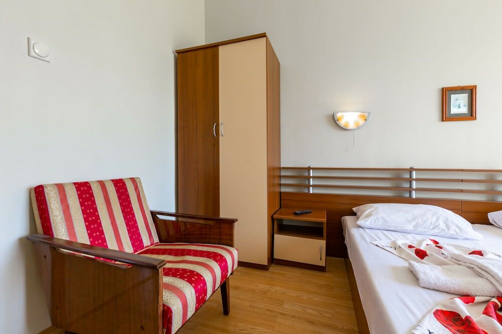 Фото Family 2 Bedroom Apartment in Dafinka Guest House