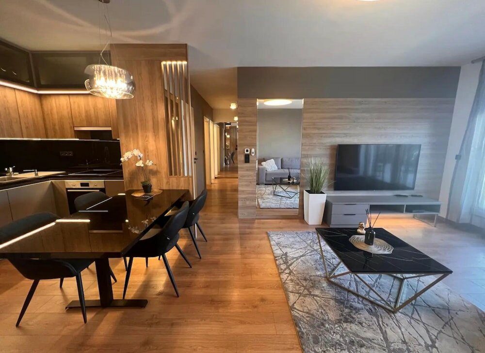 Фото Glamorous Apartment in Budapest Hungary