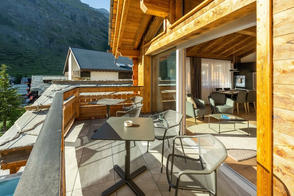 Фото Luxury Residence Colosseo Zermatt