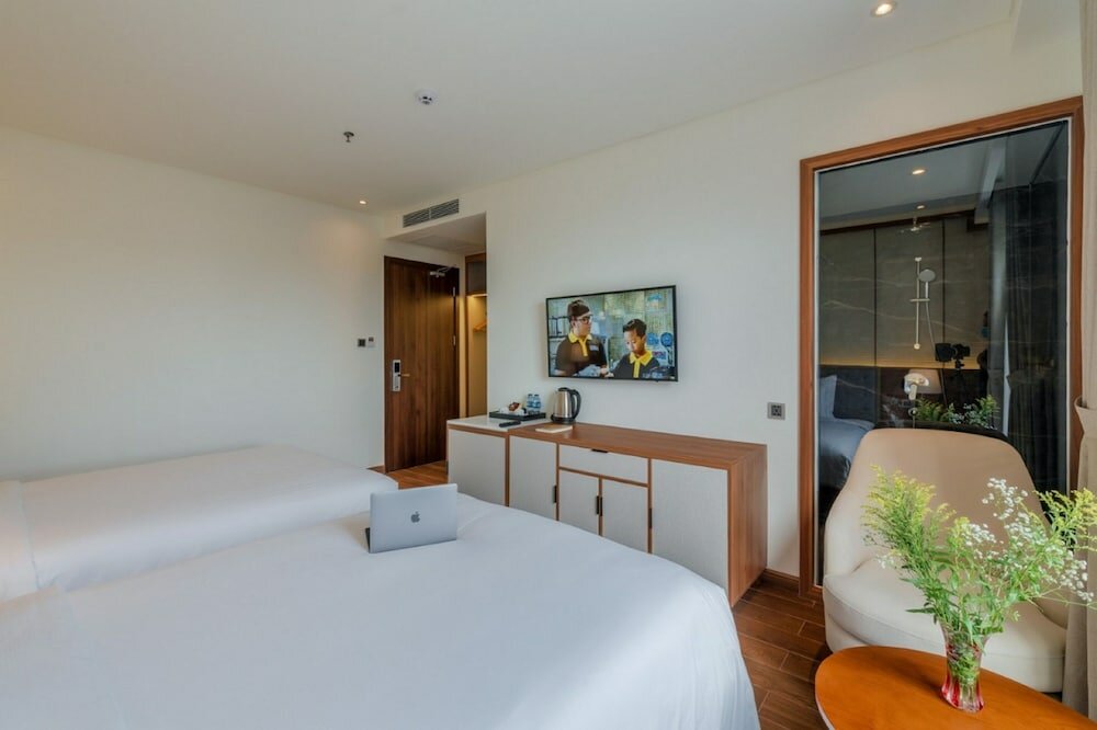 Фото The Tahiti Beach Hotel