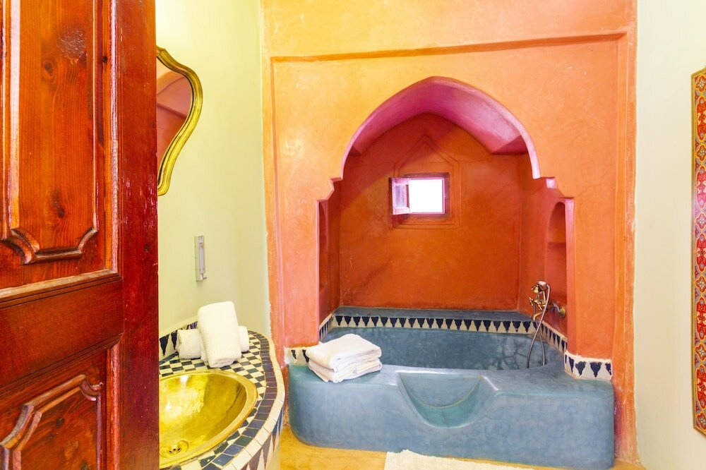 Фото Riad Le Dromadaire Bleu by Weekome