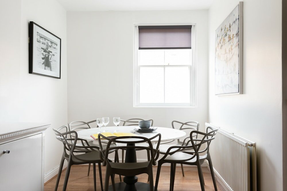 Фото The Paddington Mews - Comfortable & Elegant 3bdr Paddington House