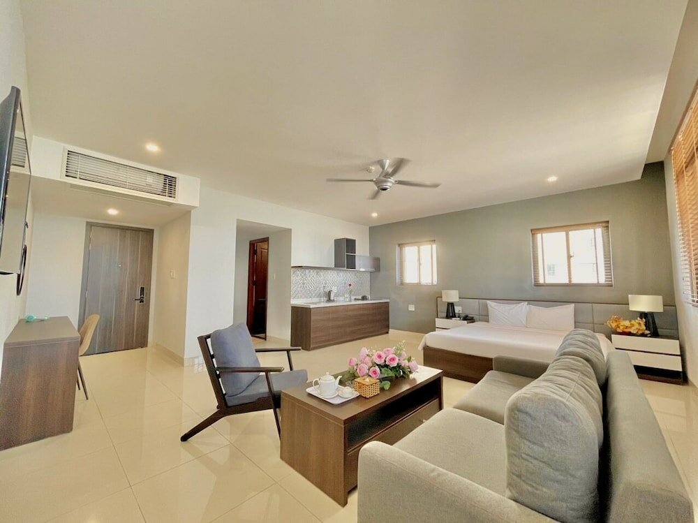 Фото My Khe 2 Da Nang Seafront Hotel