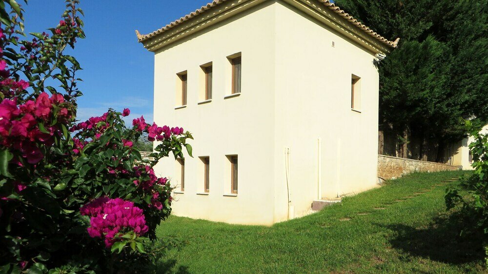 Фото Luxurious Sea & Olive Private Villa - Pool