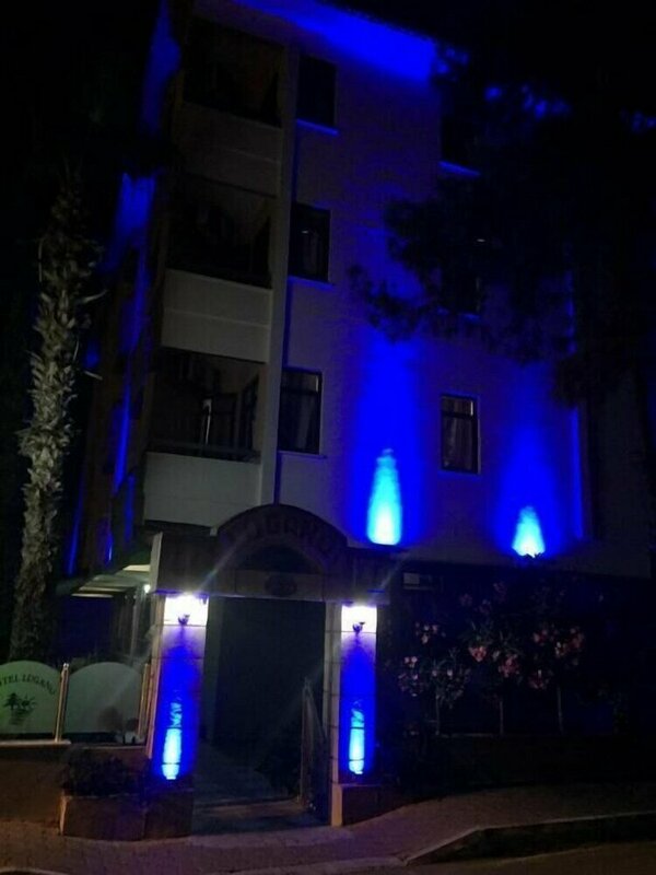 Гостиница Hotel Lugano в Муратпаше