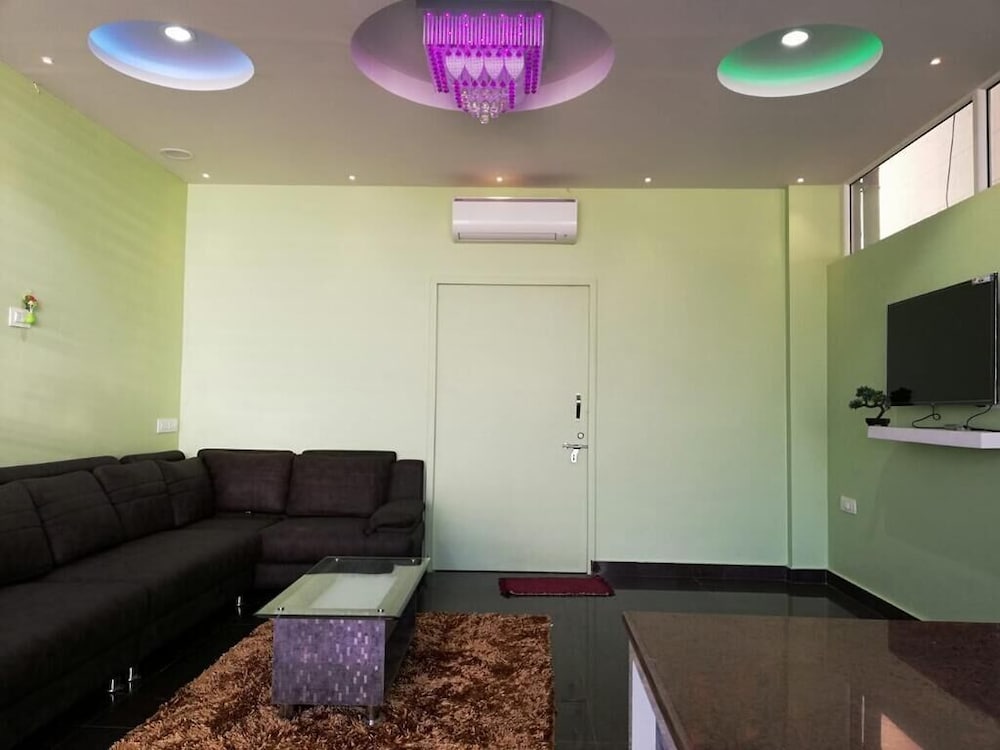 Фото Gateway Suites