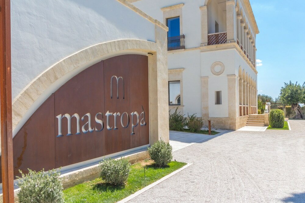 Фото Mastropa' Exclusive Resort