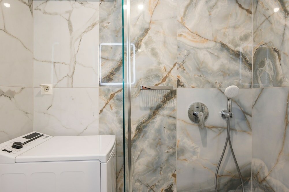 Фото Cap Bleu Seafront Holiday Home