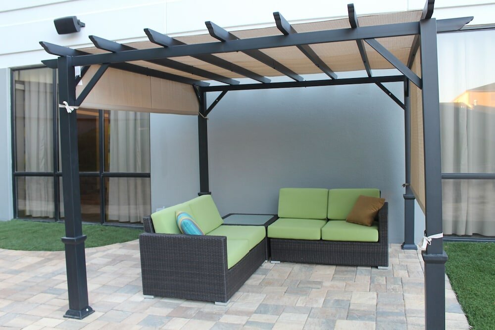 Фото DoubleTree by Hilton Winston Salem - University