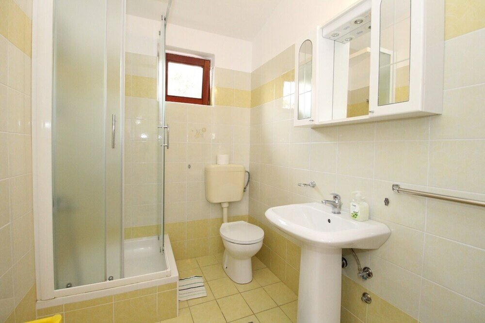 Фото Uga - Perfect Location - A5 - Božica