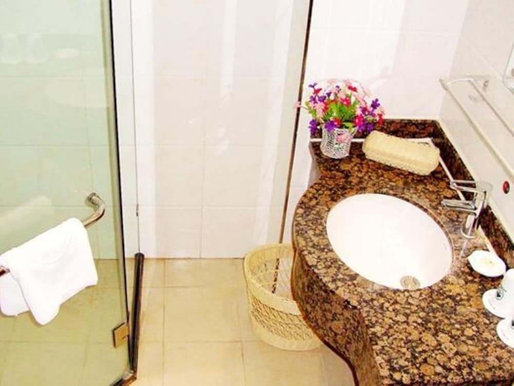 Фото GreenTree Inn ZhangJiaKou Qiaoxi District WuYi East Street JianXing Express Hotel