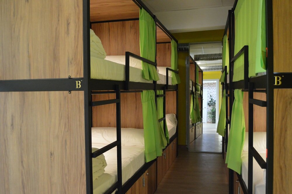 Фото Debod Hostel