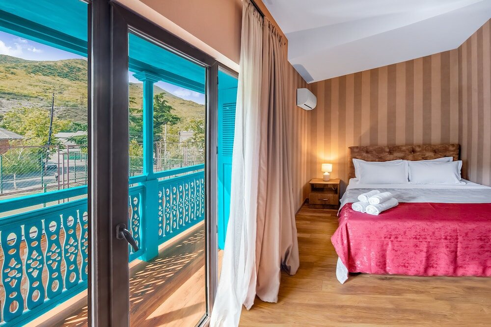 Фото Dzvel Ubanshi