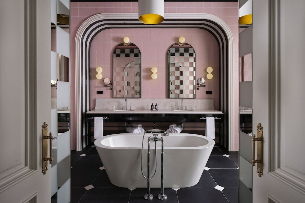 Фото W Hotel Budapest